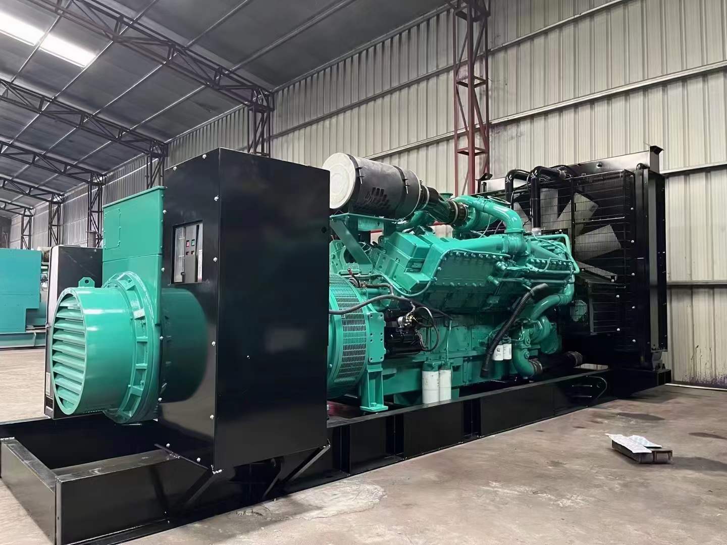 玉环如何降低 800kW 柴油发电机输出电流的波动？